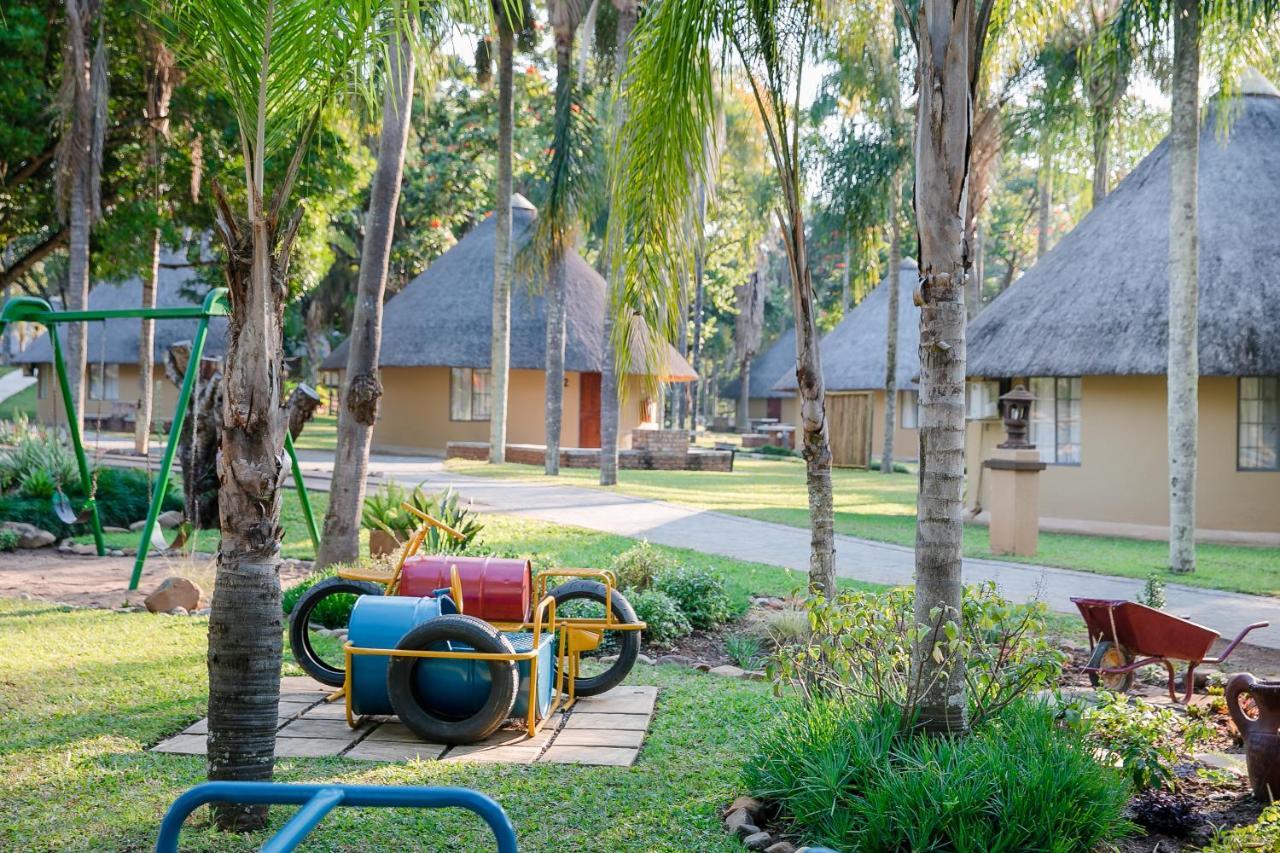 Aan De Vliet Holiday Resort ヘイジービュー エクステリア 写真