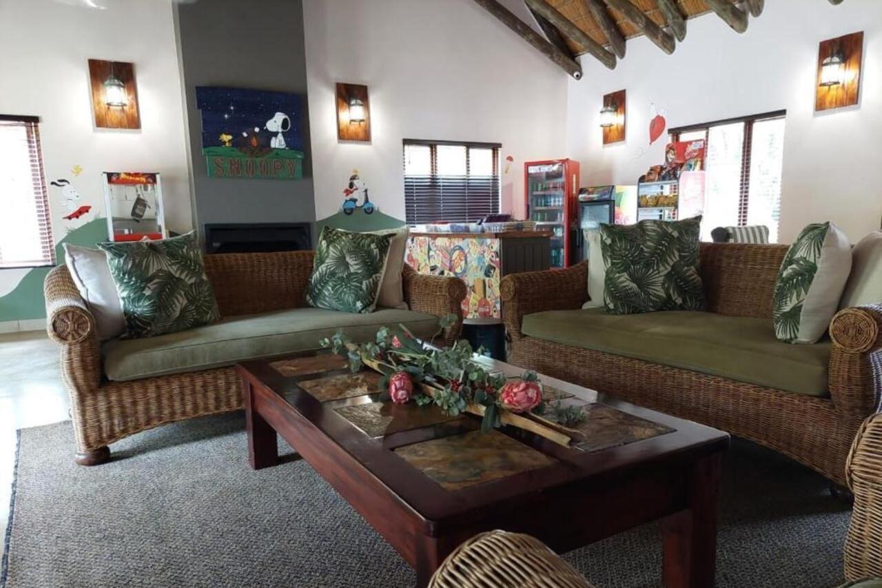 Aan De Vliet Holiday Resort ヘイジービュー エクステリア 写真